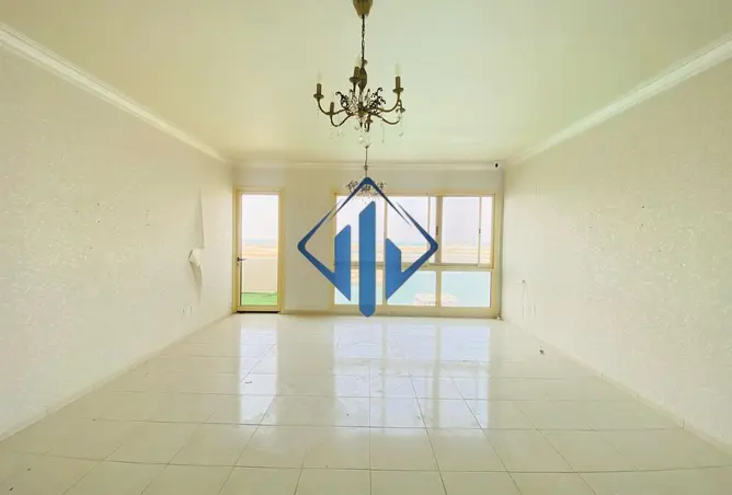 156895108 - Property Image 2