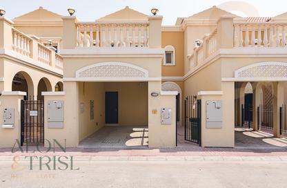 Townhouse - 1 - 2 for rent in Nakheel Villas - District 12 - Jumeirah Village Circle - Dubai
