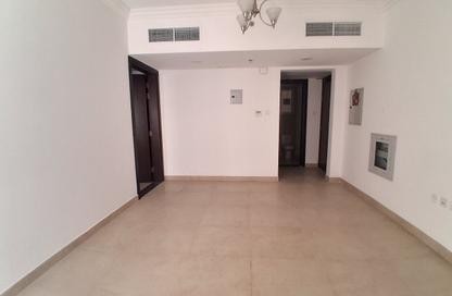 Apartment - 1 - 2 for rent in Fire Station Road - Muwaileh - Sharjah