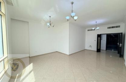 Apartment - 3 Bedrooms - 4 Bathrooms for rent in New Al Taawun Road - Al Taawun - Sharjah