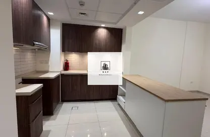 شقة - غرفة نوم - 1 حمام للايجار في أبتاون الزاهية - الزاهية - تجارية مويلح - الشارقة