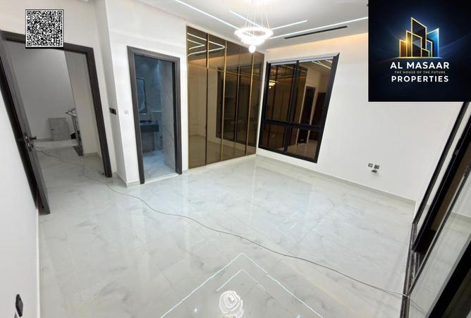 55342396 - Property Image 3