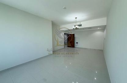 Apartment - 3 - 4 for rent in Al Khan Corniche - Al Khan - Sharjah