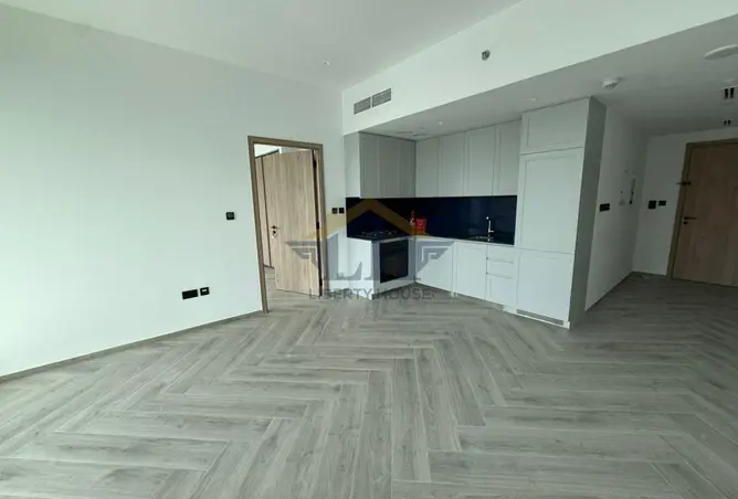122458037 - Property Image 2