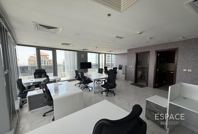 75781113 - Property Image 2