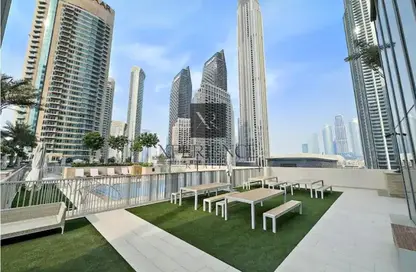 Apartment - 1 Bedroom - 1 Bathroom for rent in Burj Royale - Downtown Dubai - Dubai