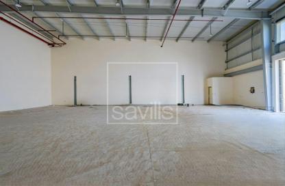 Warehouse - Studio for rent in Al Sajaa - Sharjah