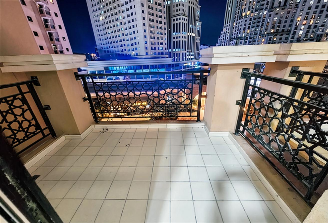Well maintained | Ready-to-Move | Vacant photo 8