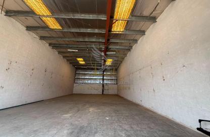 Warehouse - Studio - 1 Bathroom for rent in Industrial Area 18 - Sharjah Industrial Area - Sharjah