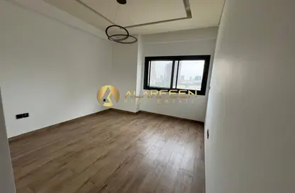 شقة - غرفة نوم - 2 حمامات للايجار في روكين جي 25 - الضاحية 10 - قرية جميرا الدائرية - دبي