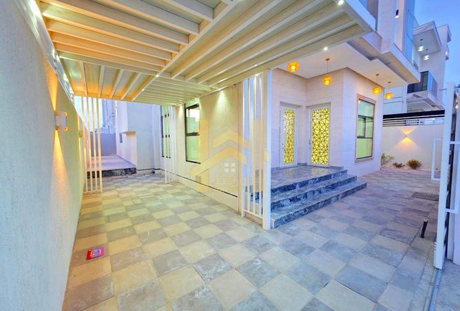 82783721 - Property Image 3