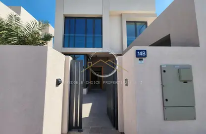 Villa - 4 Bedrooms - 5 Bathrooms for rent in Al Garhoud Villas - Al Garhoud - Dubai Villa - 4 Bedrooms - 5 Bathrooms for rent in Al Garhoud Villas - Al Garhoud - Dubai
