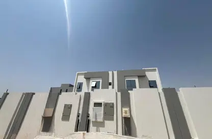 Villa - 4 Bedrooms - 6 Bathrooms for rent in Hoshi 1 - Hoshi - Al Badie - Sharjah