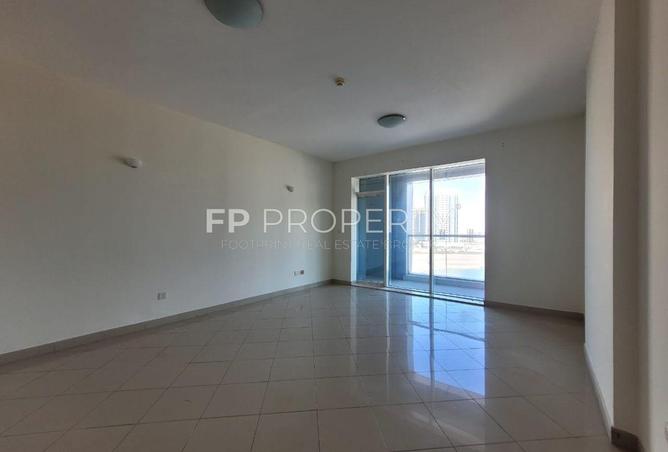 71105115 - Property Image 2