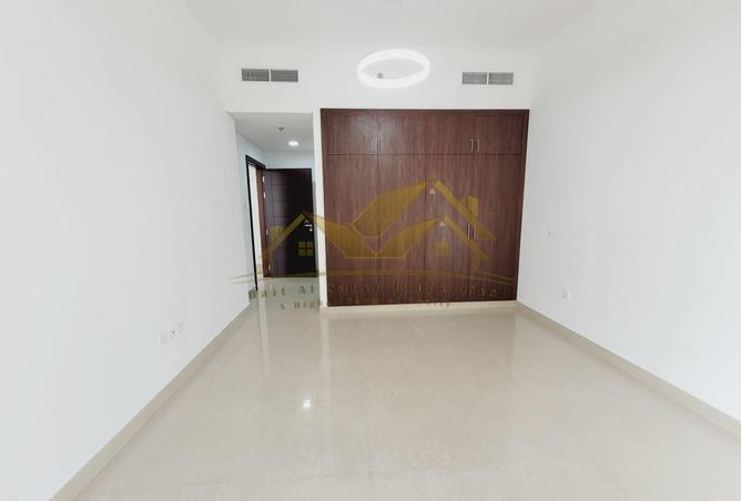 88782061 - Property Image 2