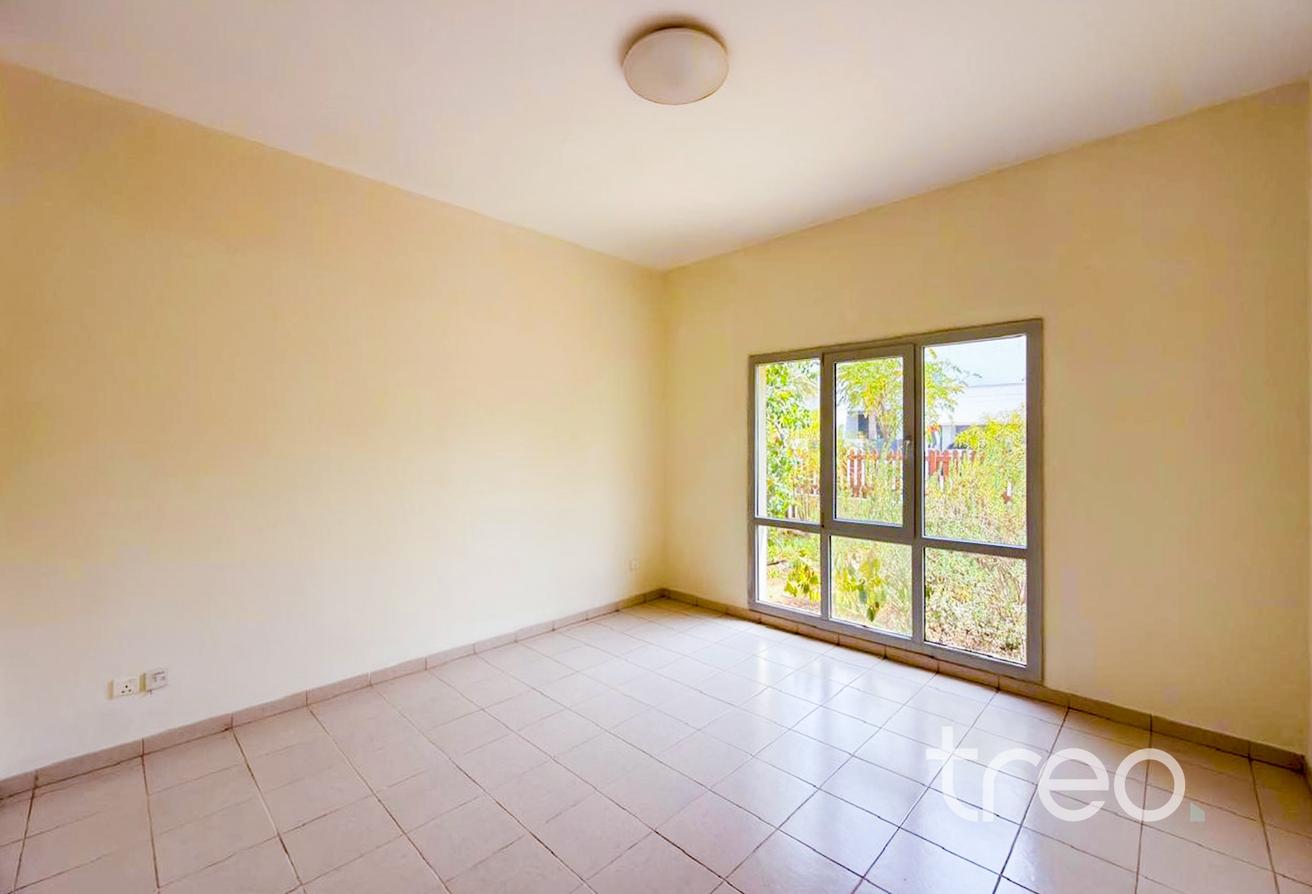 Prime location | Skyline views | Large plot photo 12