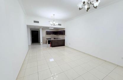 Apartment - 1 Bedroom - 2 Bathrooms for rent in Al Rabia Tower - Majan - Dubai Apartment - 1 Bedroom - 2 Bathrooms for rent in Al Rabia Tower - Majan - Dubai