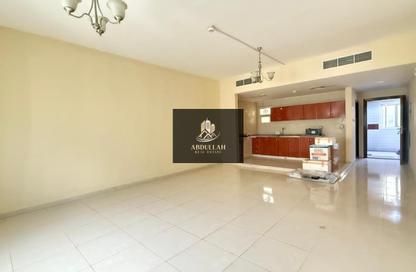 Apartment - Studio - 1 Bathroom for rent in Muwaileh 29 Building - Muwaileh - Sharjah