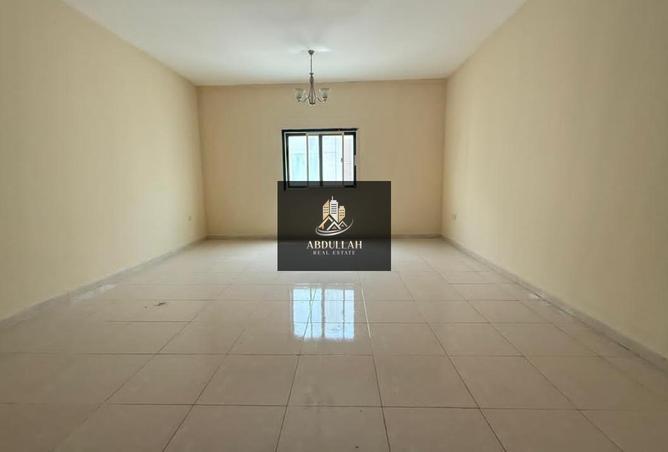 77401842 - Property Image 3