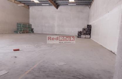 Warehouse - Studio - 1 Bathroom for rent in Dubai Investment Park 1 (DIP 1) - Dubai Investment Park (DIP) - Dubai