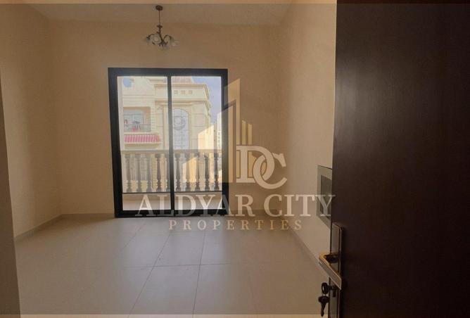 65587325 - Property Main Image