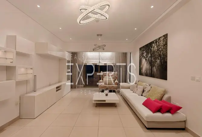 127915430 - Property Image 3