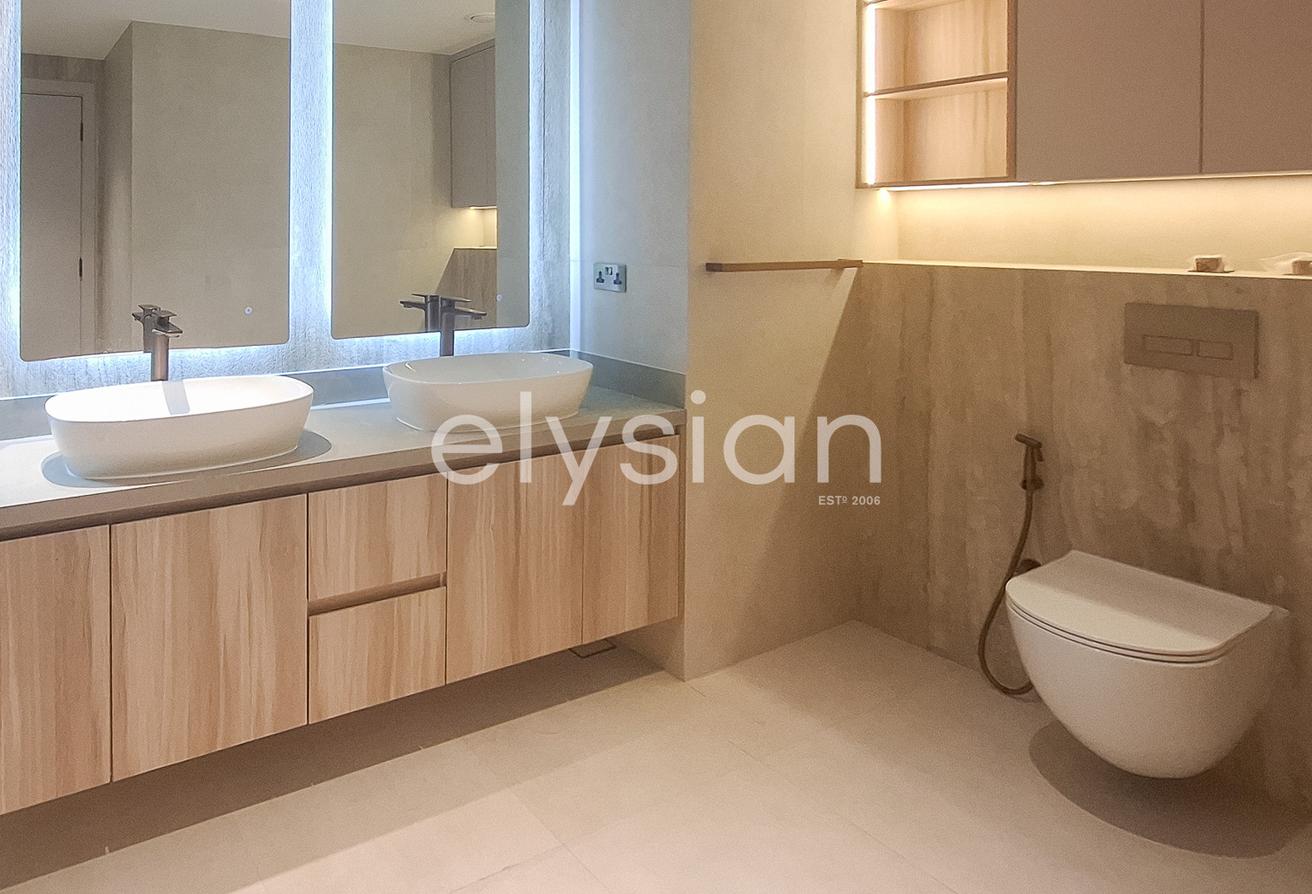 Fully Upgraded | Unfurnished | Sea Views photo 9