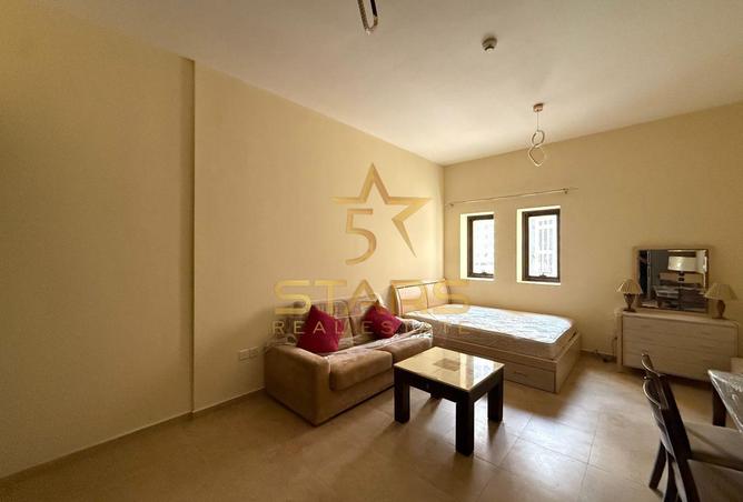 100833562 - Property Image 2