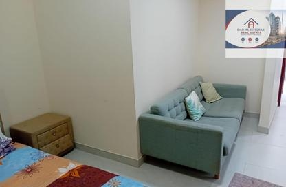 Apartment - Studio - 1 Bathroom for rent in Al Majaz Tower - Al Majaz - Sharjah