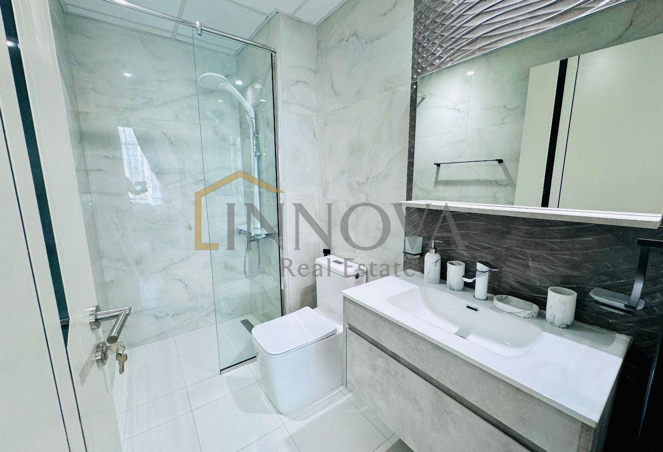 Fully Furnished | Next To Metro | Brand New photo 5
