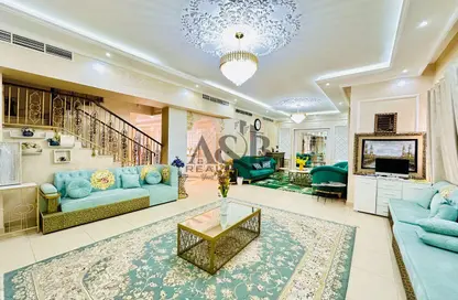 فيلا - 4 غرف نوم - 6 حمامات للايجار في ند الشيبا فيلاز - ند الشبا 3 - ند الشبا - دبي