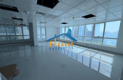 Office Space - Studio - 4 Bathrooms for rent in Al Majaz 1 - Al Majaz - Sharjah