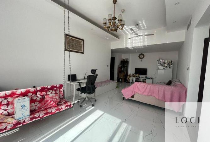 83221330 - Property Image 2