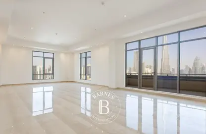 Apartment - 3 Bedrooms - 5 Bathrooms for rent in South Ridge 1 - South Ridge - Downtown Dubai - Dubai