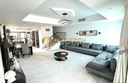 Villa - 3 Bedrooms - 5 Bathrooms for rent in Diamond Views 2 - District 11 - Jumeirah Village Circle - Dubai