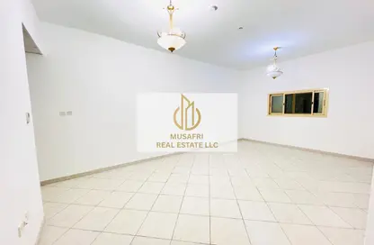 Apartment - 3 Bedrooms - 3 Bathrooms for rent in Muwailih Building - Muwaileh - Sharjah