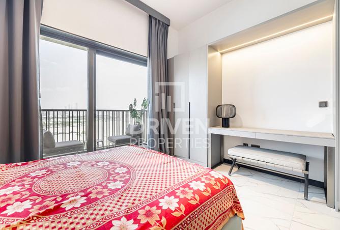 Burj Khalifa View | Furnished | High Floor photo 3
