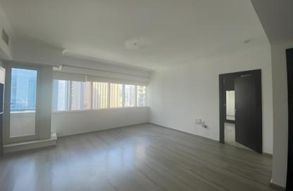 Apartment - 2 Bedrooms - 2 Bathrooms for rent in Al Majara 1 - Al Majara Towers - Dubai Marina - Dubai