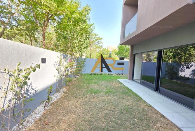 105553577 - Property Image 3