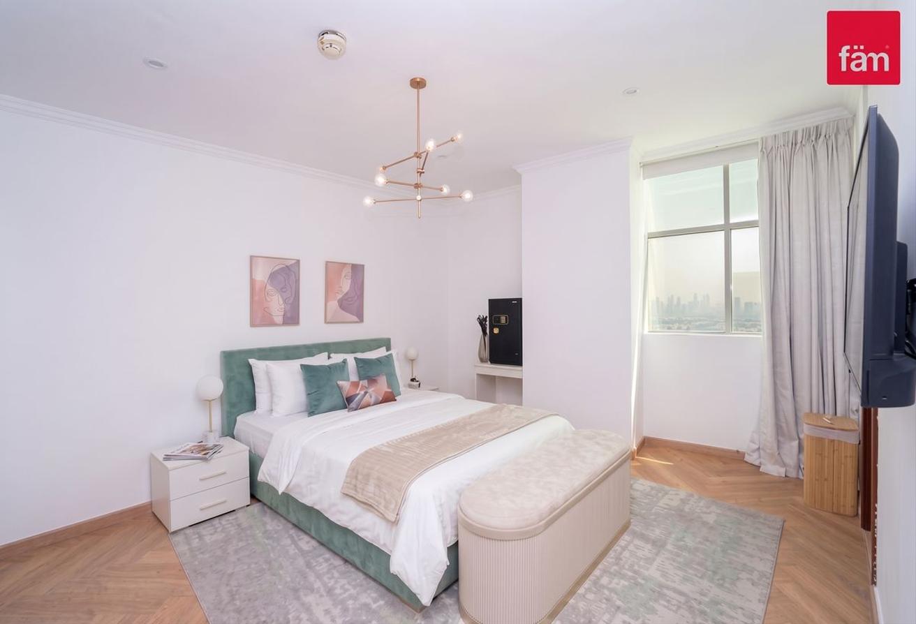 Exclusive Offer | Canal View | Premium Furnished photo 7