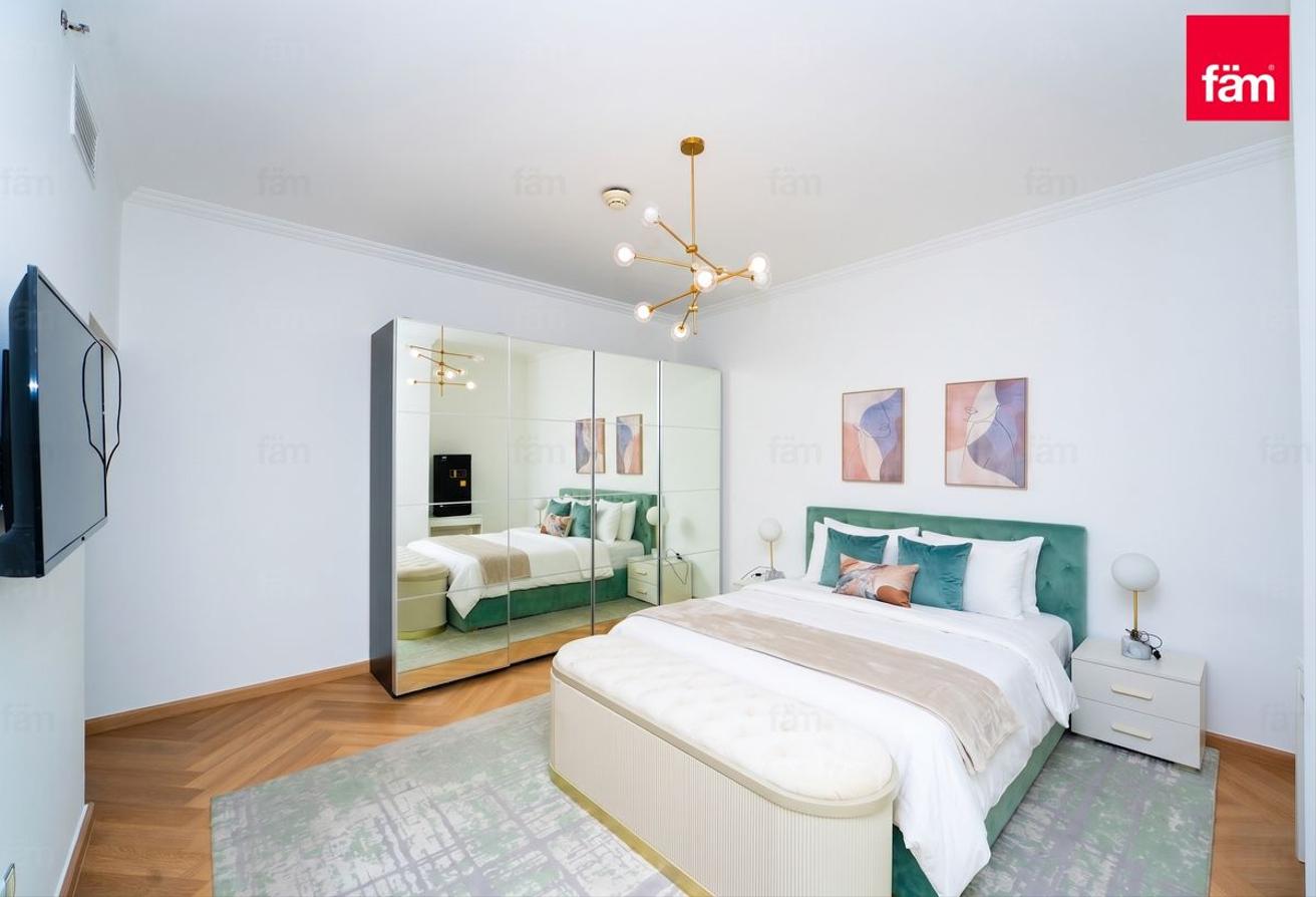 Exclusive Offer | Canal View | Premium Furnished photo 4