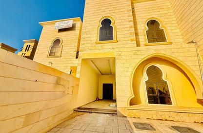 Villa - 4 Bedrooms - 6 Bathrooms for rent in Al Nouf - Sharjah