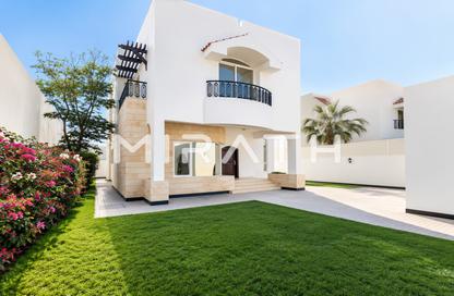 Villa - 3 Bedrooms - 4 Bathrooms for rent in Umm Suqeim 1 Villas - Umm Suqeim 1 - Umm Suqeim - Dubai Villa - 3 Bedrooms - 4 Bathrooms for rent in Umm Suqeim 1 Villas - Umm Suqeim 1 - Umm Suqeim - Dubai