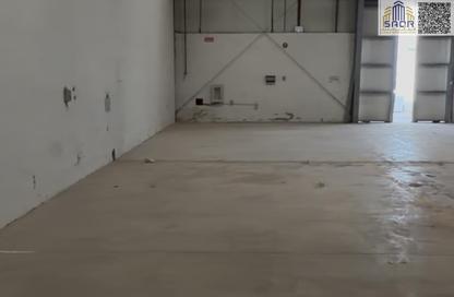 Warehouse - Studio - 1 Bathroom for rent in Umm Dir - Umm Al Quwain