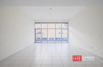 شقة - غرفة نوم - 2 حمامات للايجار في باي سكوير مبني رقم 9 - باي سكوير - الخليج التجاري - دبي شقة - غرفة نوم - 2 حمامات للايجار في باي سكوير مبني رقم 9 - باي سكوير - الخليج التجاري - دبي