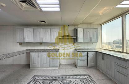 Apartment - 4 Bedrooms - 5 Bathrooms for rent in Al Salam Street - Abu Dhabi