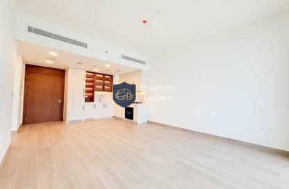 Apartment - 1 Bedroom - 1 Bathroom for sale in Holland Gardens - Town Square - Dubai