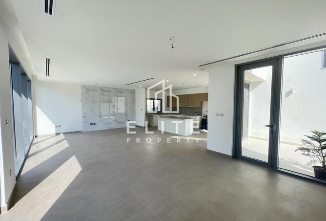 104250950 - Property Main Image