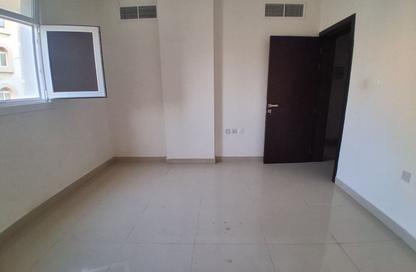 Apartment - 1 - 1 for rent in Muwailih Building - Muwaileh - Sharjah
