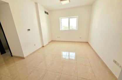 Apartment - 2 Bedrooms - 2 Bathrooms for rent in Fire Station Road - Muwaileh - Sharjah